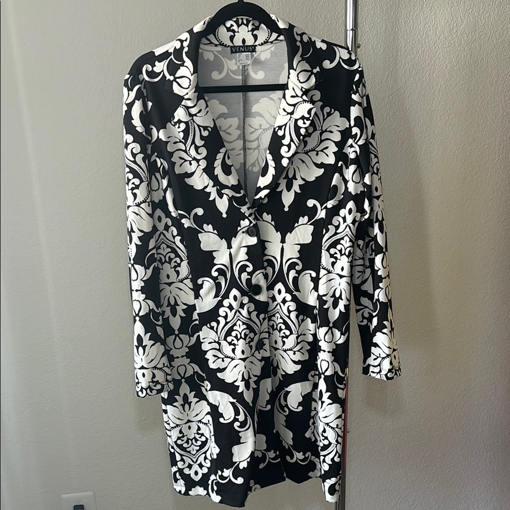VENUS Black and White Sheath Dress with Plunge Neckline